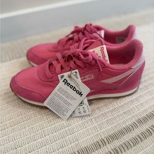 Reebok Fuchsia Athletic Shoes